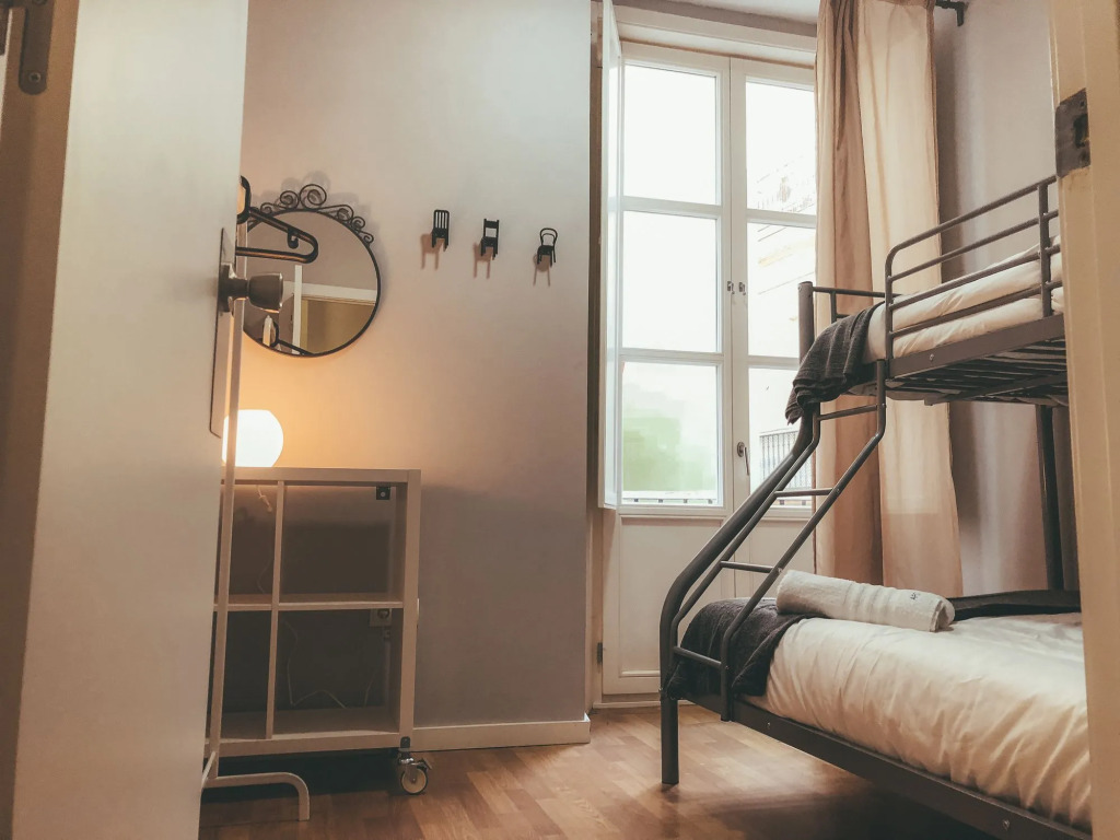 Apodaca Rooms