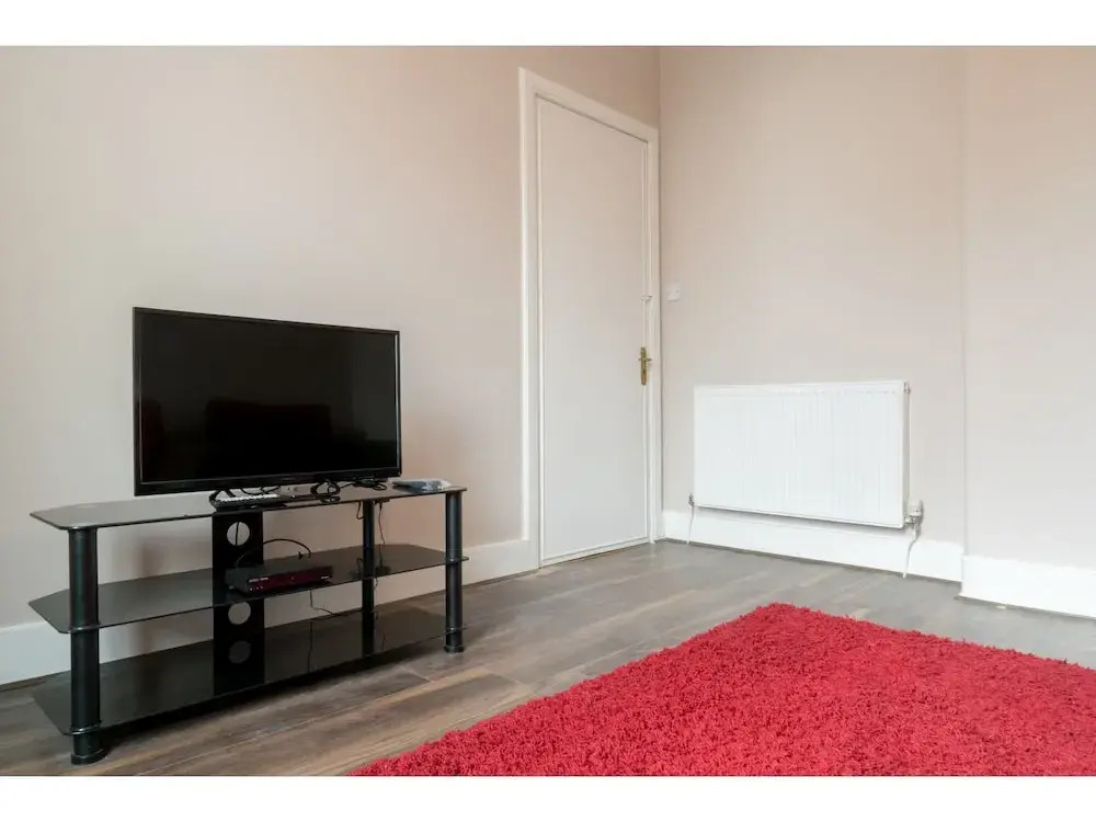 Newly Refurbished 1 Bedroom Flat