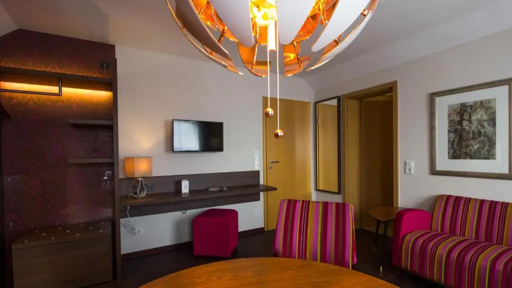 HOTEL PARQÉO im A66