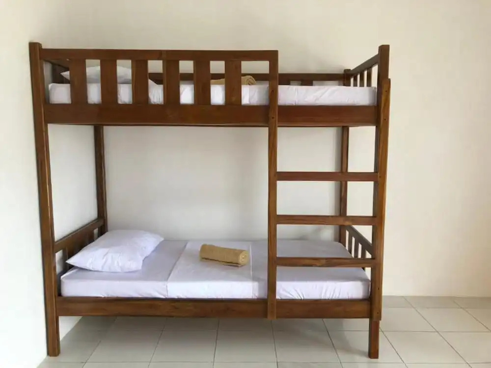 Flores One Love Homestay Hostel and Tours