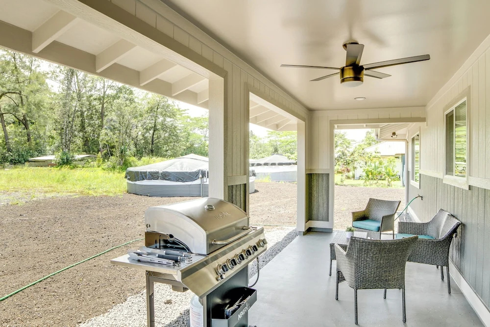 3 Mi to Shipman Beach! Family Getaway w/ Patio