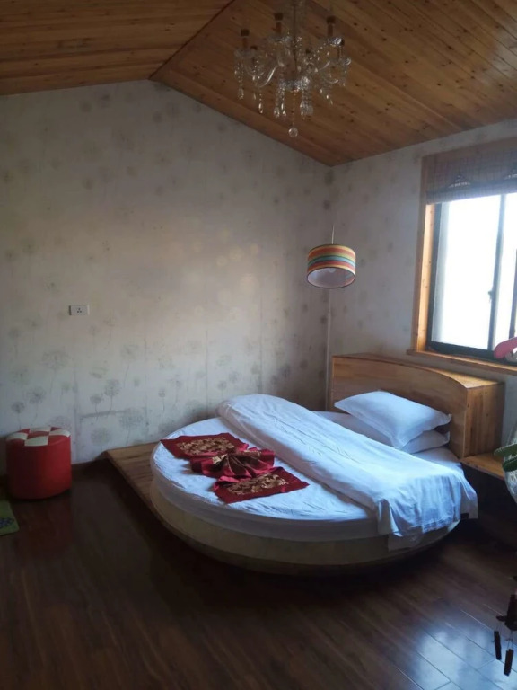Wuzhen Grandmother Guest House