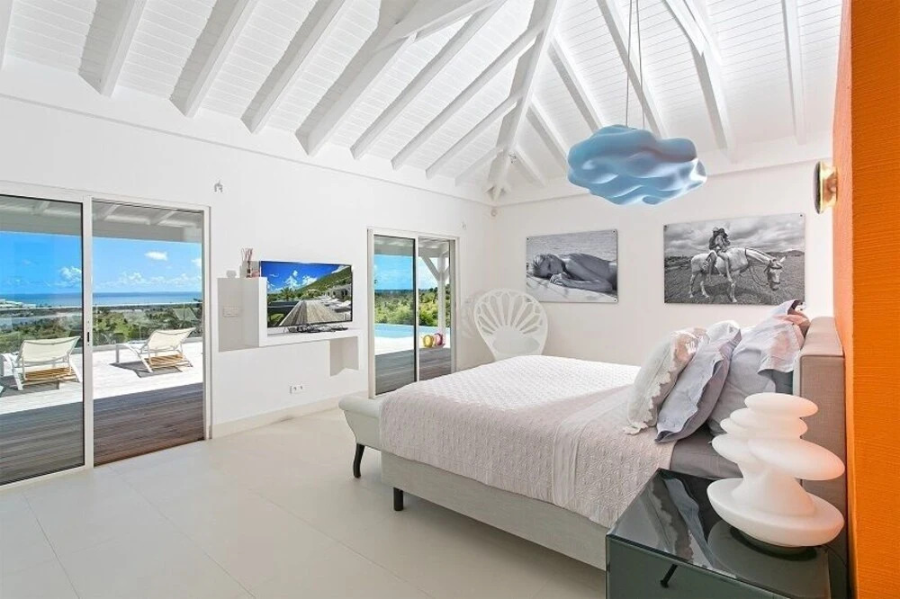Villa Discovery