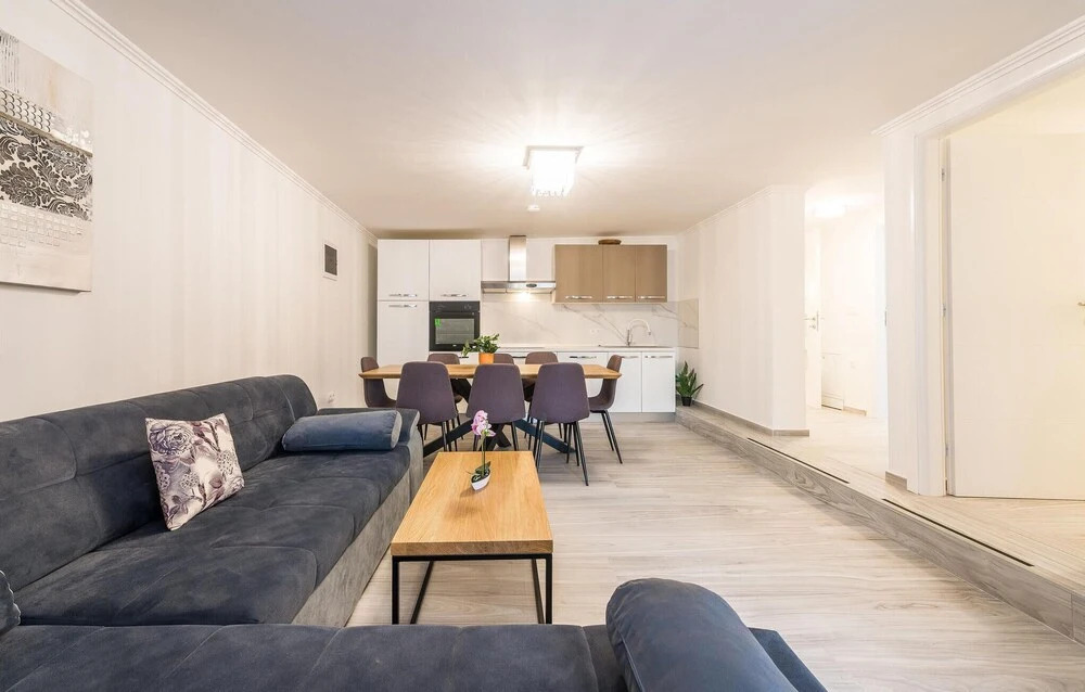 Luxurious Home In Vrsi