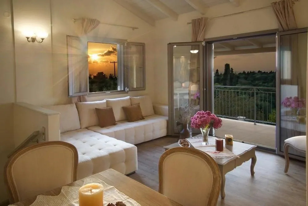 Vryonis Villa