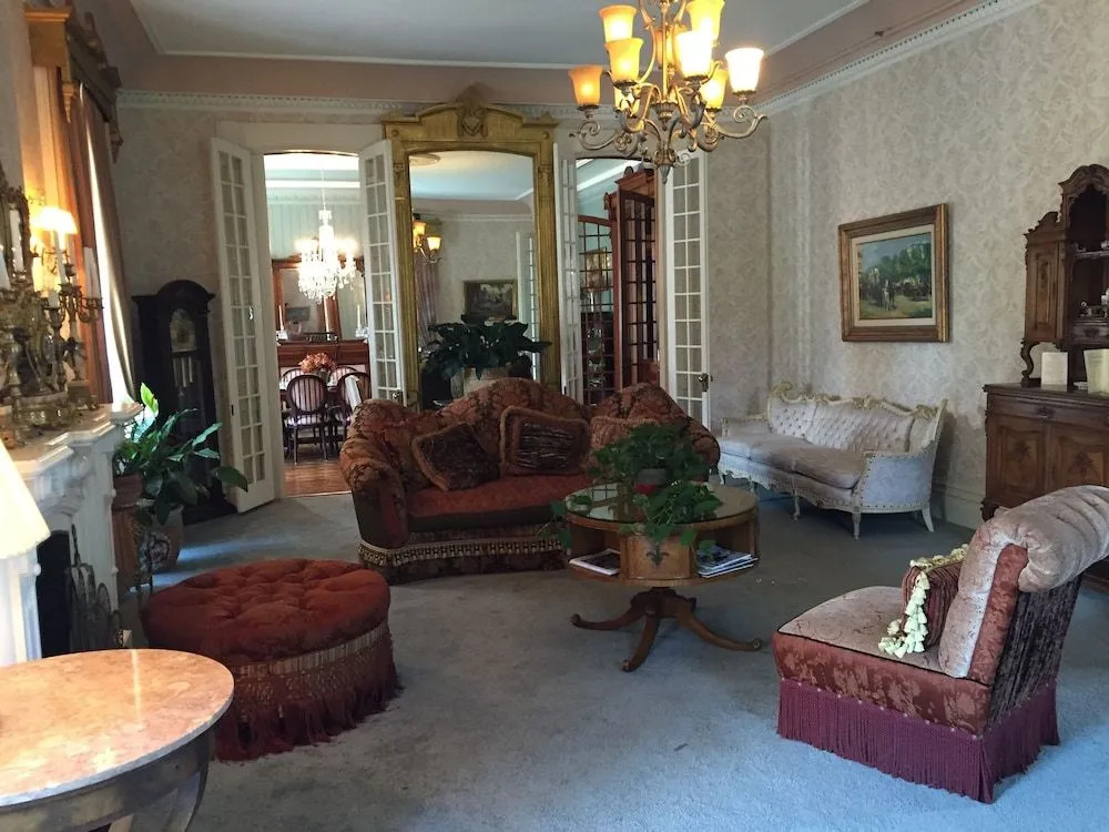 Batcheller Mansion Inn
