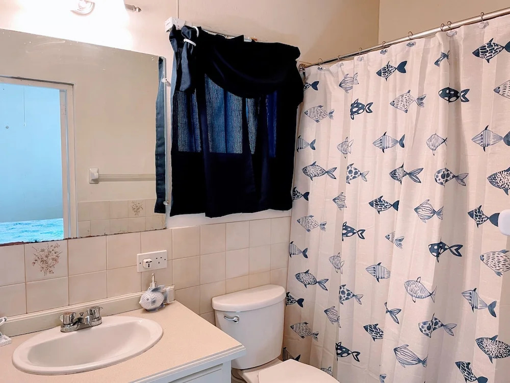 Yancey Largo Villa Perfect Jamaica Ironshore Getaway w Private Pool and Onsite Staff Services by RedAwning