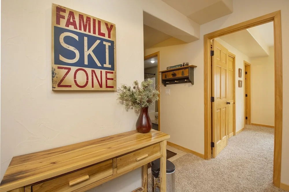 Clover At Slopeside Village 3 Bedroom Townhouse by RedAwning