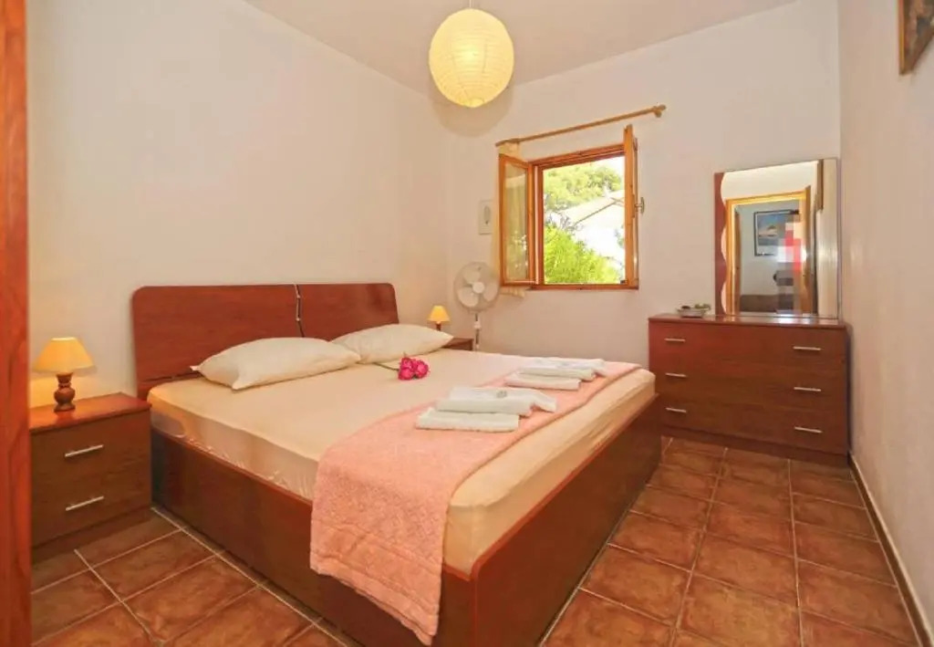 Apartments Josip