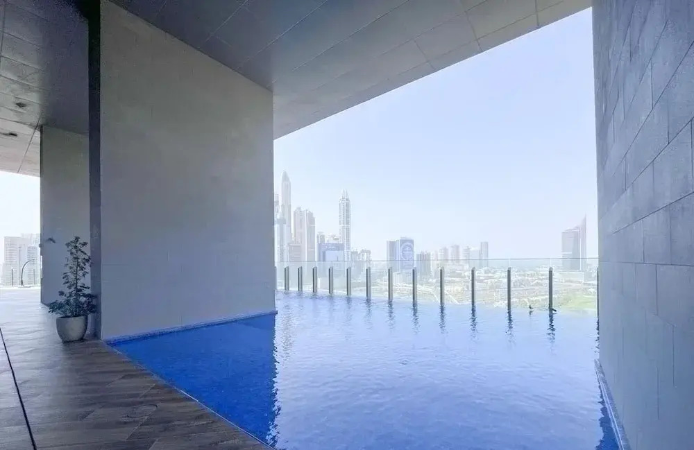 High Floor Lux 2BR nr Top Golf Dubai Marina JLT