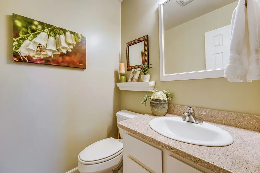 1 Mi to Diamond Peak Ski Resort: Condo w/ Pool
