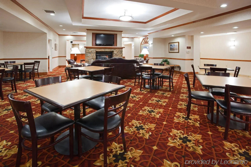 Holiday Inn Express & Suites Ft Collins by IHG