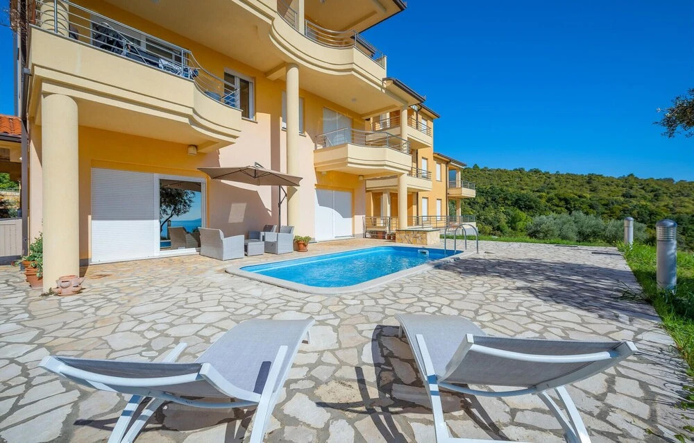 Nice Apartment in Rabac With Outdoor Swimming Pool, Wifi and 2 Bedrooms