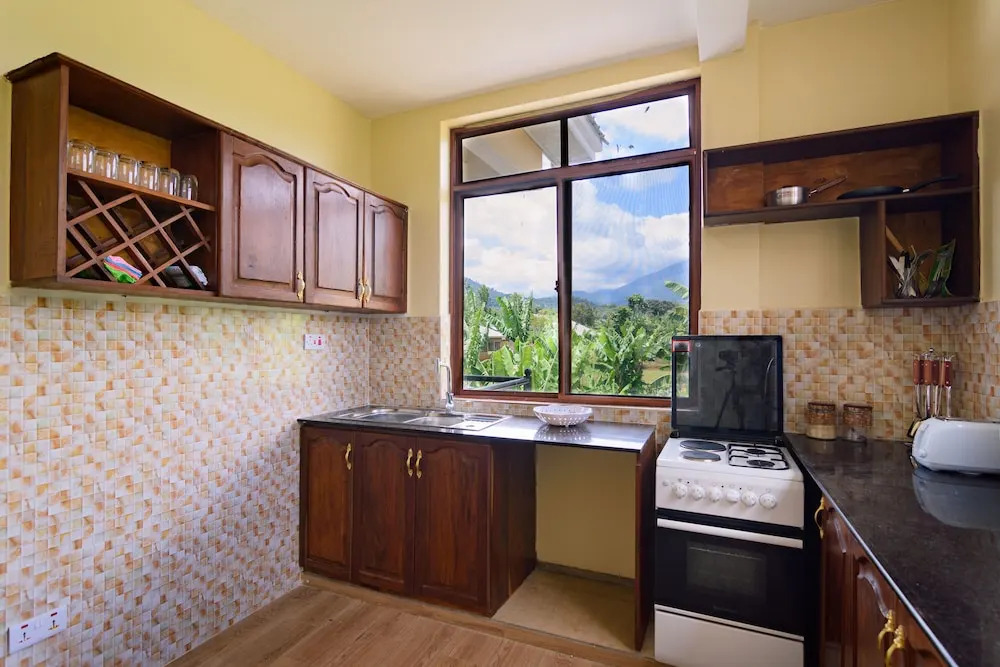 Rayan Apartments & Safaris
