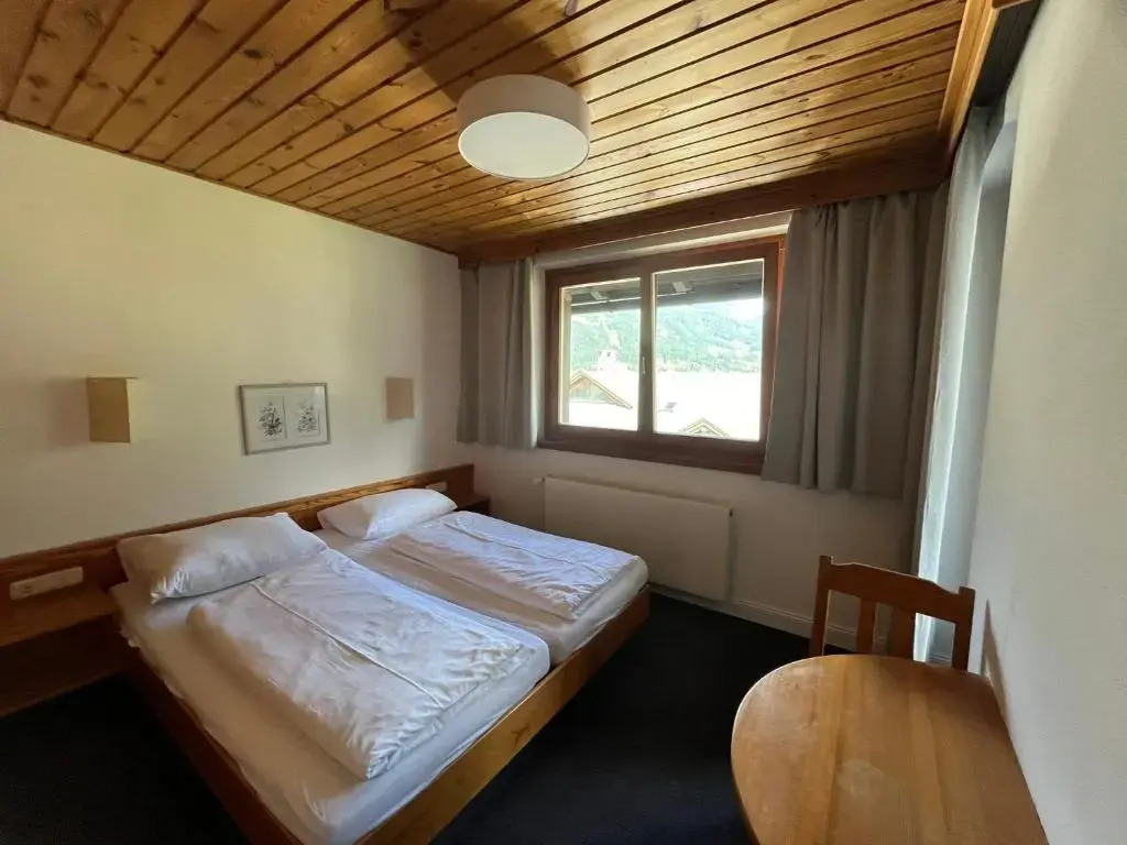 Mai-Brunn Alm Apartments (Bad Kleinkirchheim)