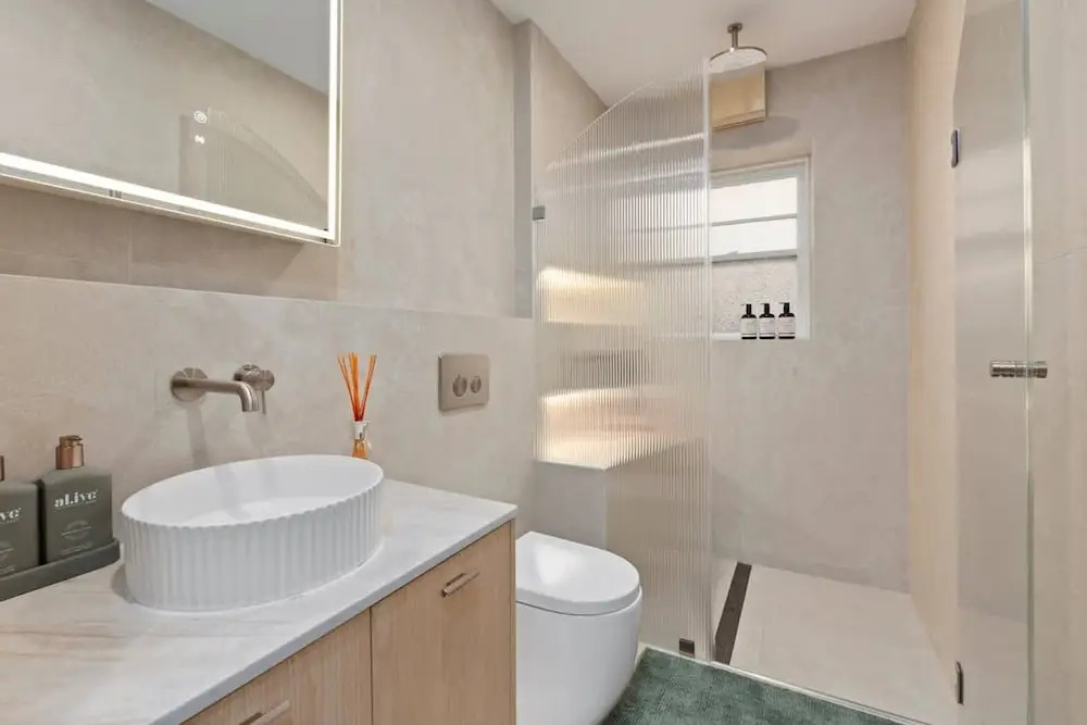 Coastal Living 2 Bedroom in Bondi Beach