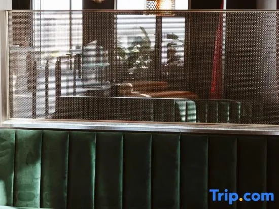 Xishe Qinghuan Sky Private Hot Spring & Terrace Garden Hotel