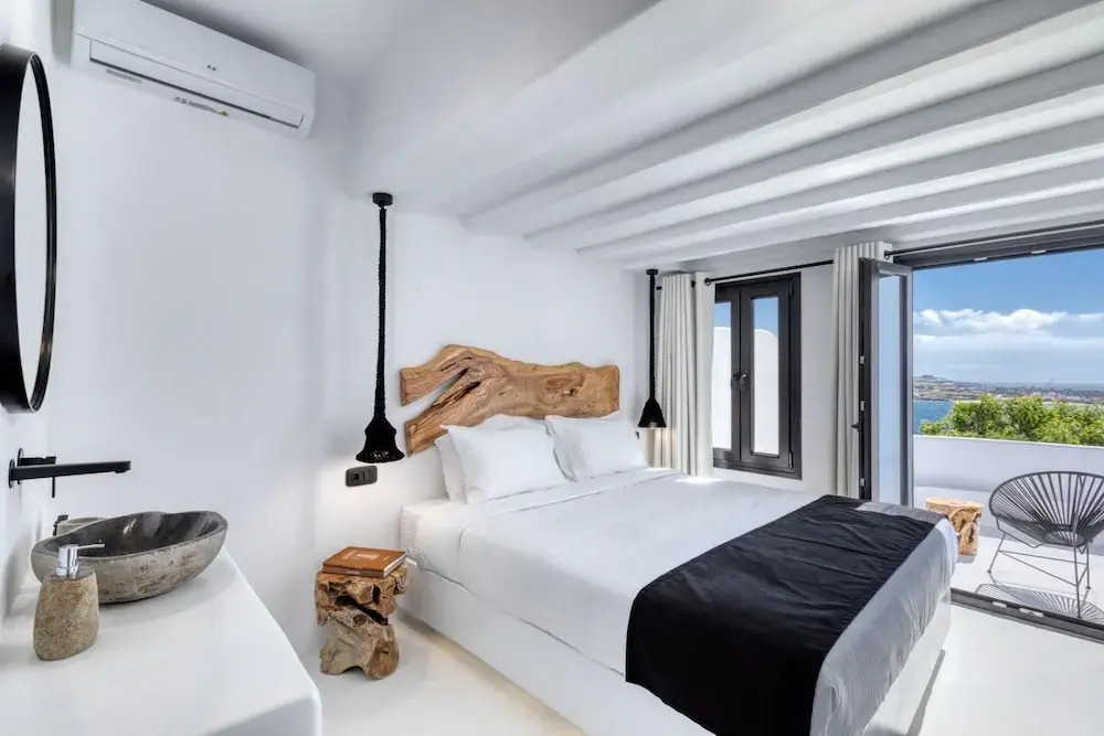Luxury Key Mykonos 5 Bed Villa Black Royal Psarou