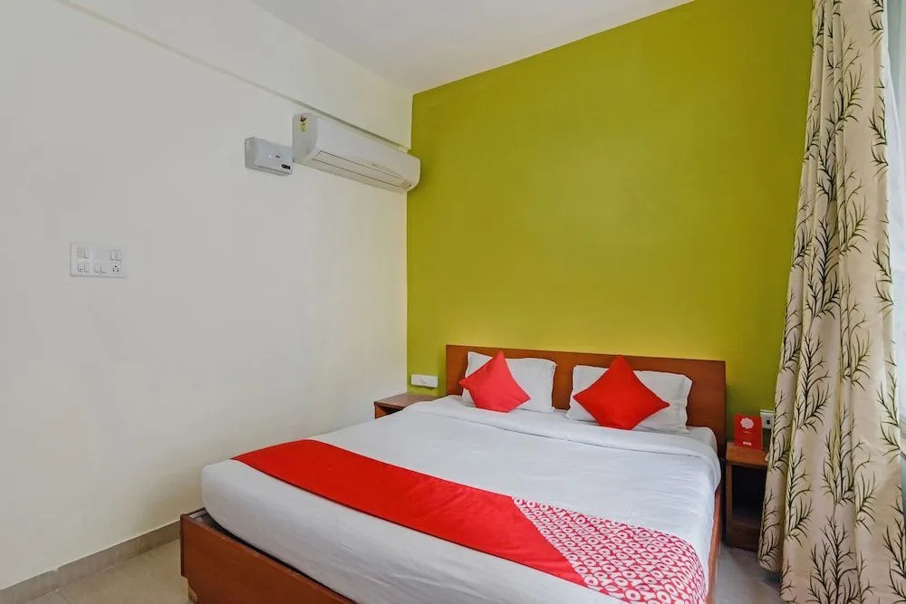 Country Club Pune By OYO Rooms