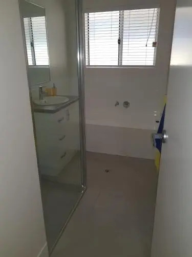 Towncrackers Guest house