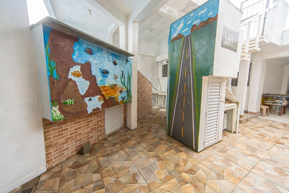 Casa com Piscina e Churrasqueira no Savoy