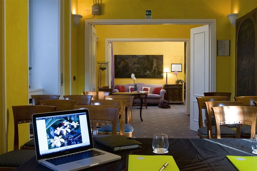 Hotel Fenix