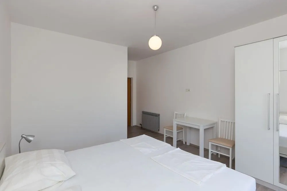 Rooms Villa Bašica
