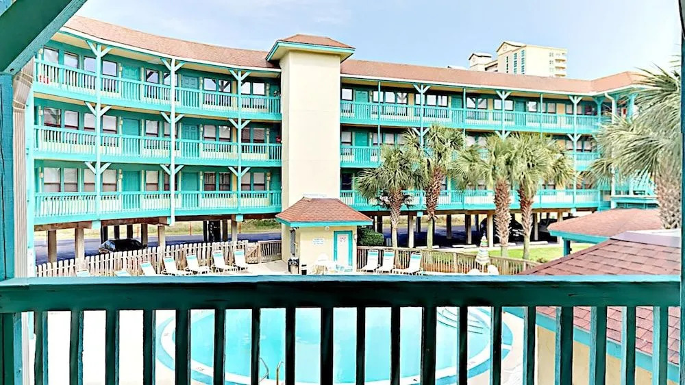 925 W Beach Seabreeze Condo - 2 Br condo by RedAwning