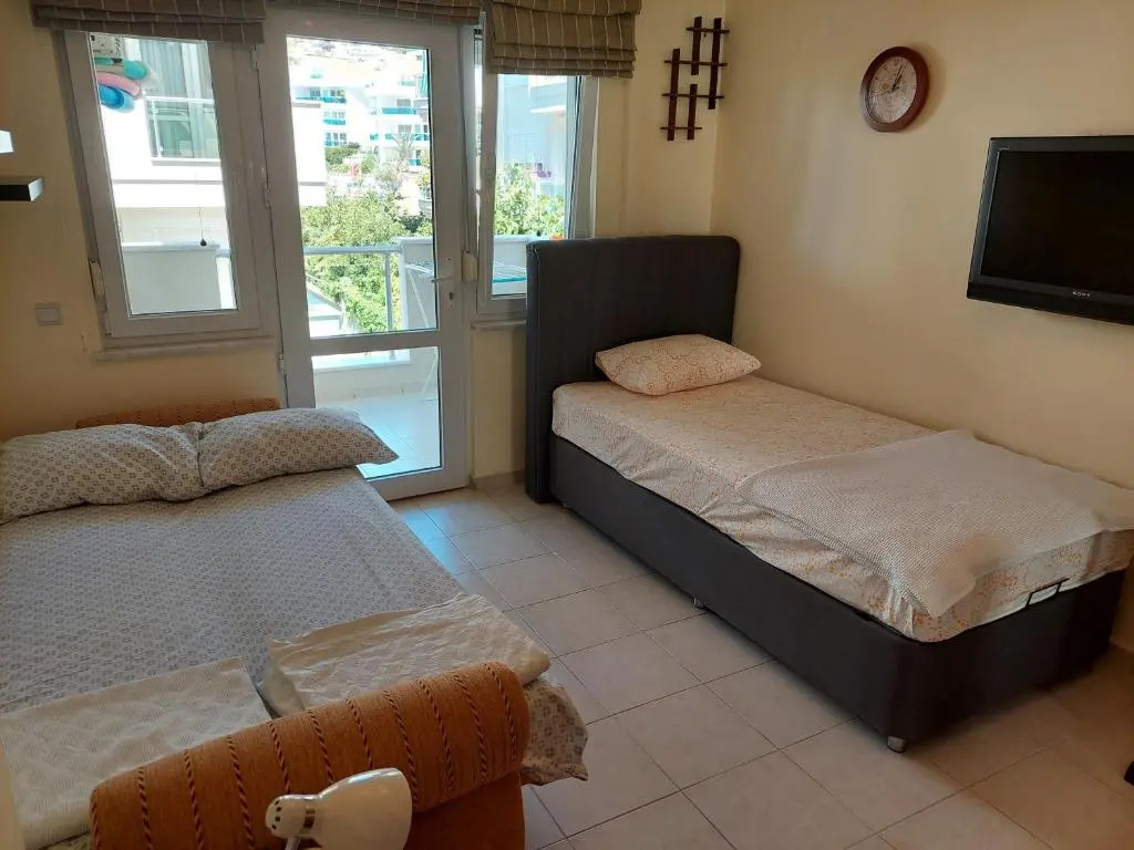 Dinek mahallesi,Eski Antalya yplu cad.,Uygun Cleopatra 3 Sitesi no:59 Blok:E daire:2