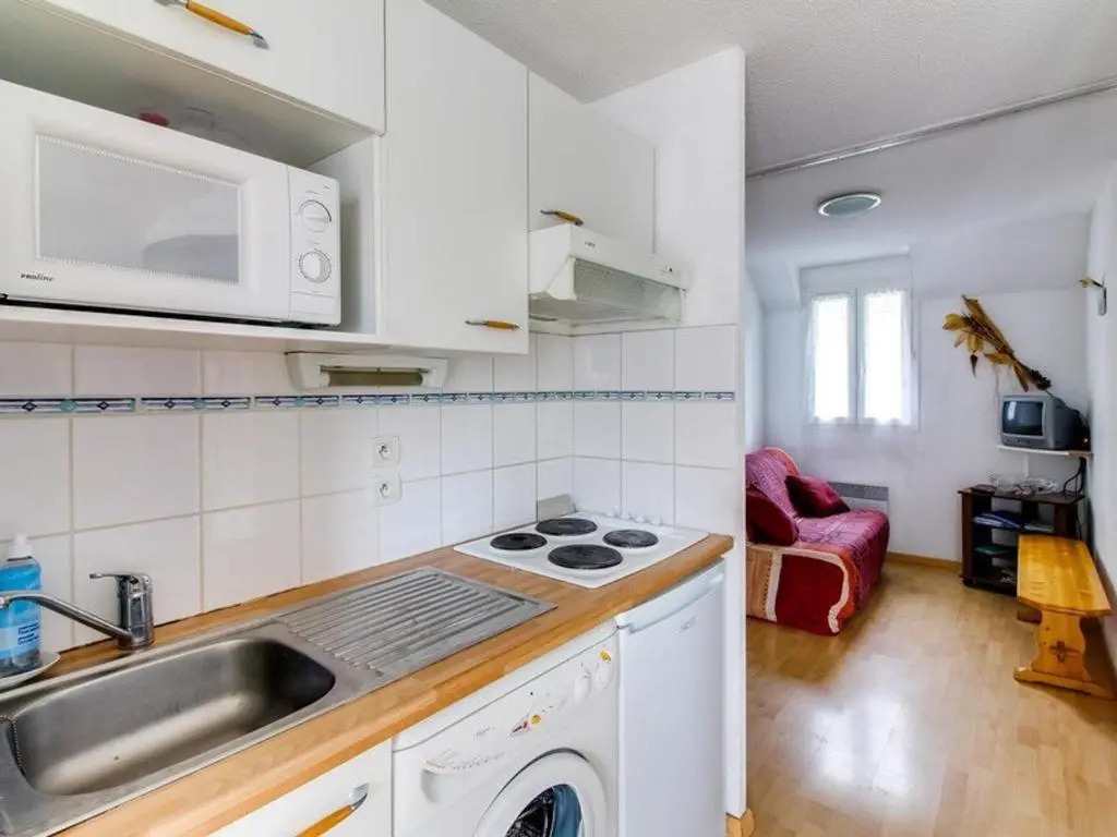 Appartement Esquièze-Sère, 2 pièces, 4 personnes - FR-1-402-23