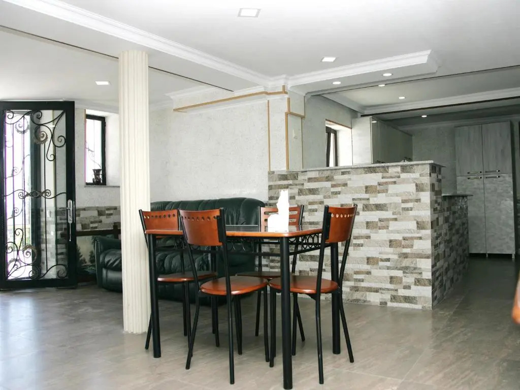 Hotel Tskhumi
