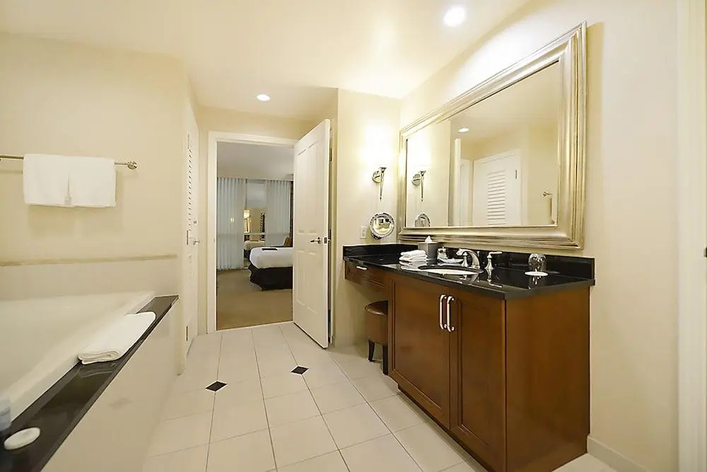 Amalz Suites Collection at MGM Signature