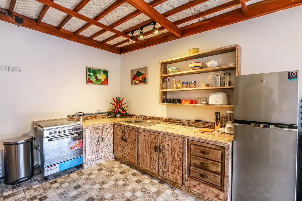 Villa Mira