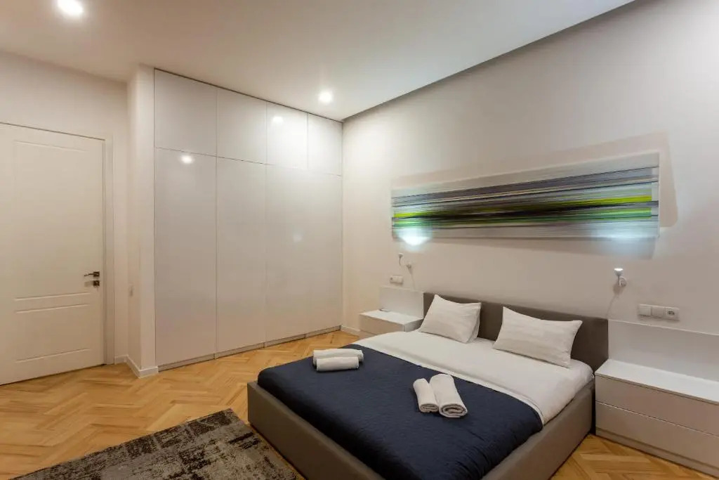 Super Cozy Stylish Apartment For 4 In Tbilisi