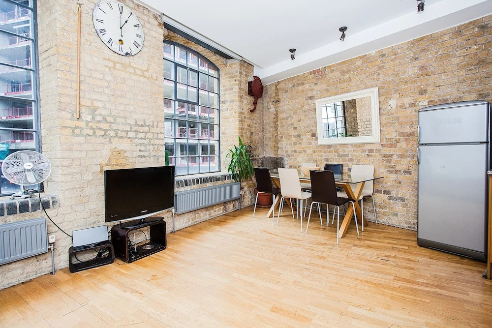 Luxurious Airy TOWER BRIDGE Loft