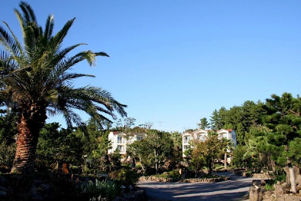 Sunnyvill Resort
