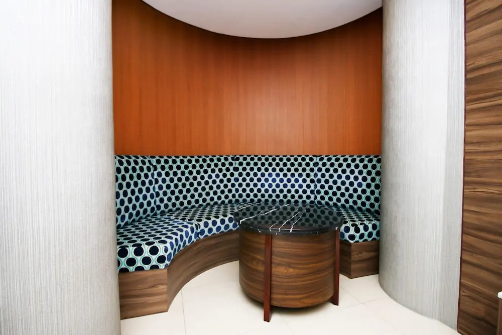 Airy Blok M Melawai Sepuluh 19 Jakarta