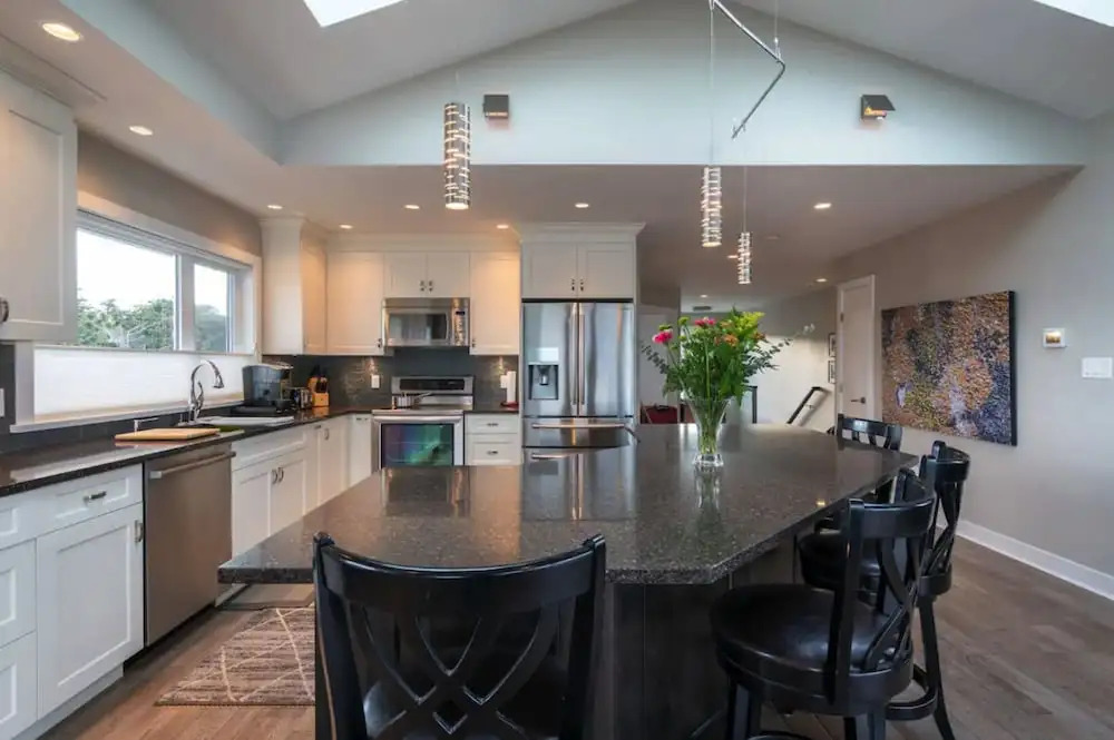 *10 Mile Point Stunning Oceanfront