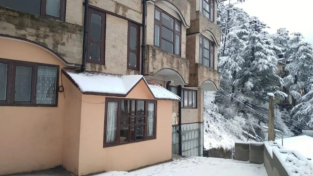 Hotel Amar Palace