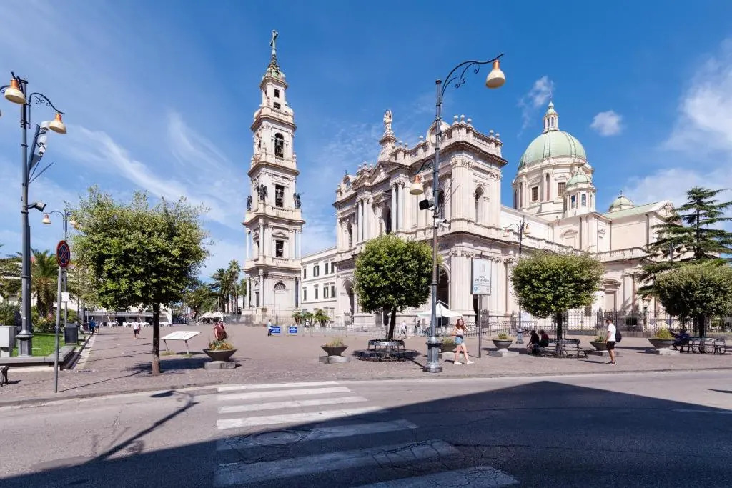 Pompei Plaza