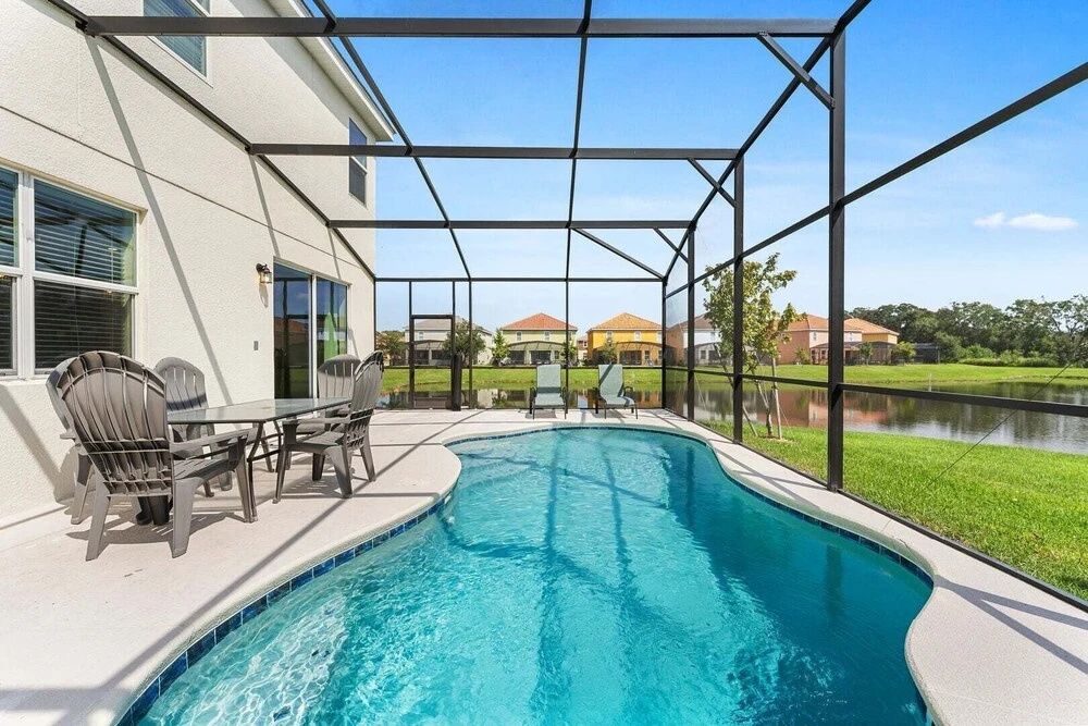 Lakeview Home Sleeps 25