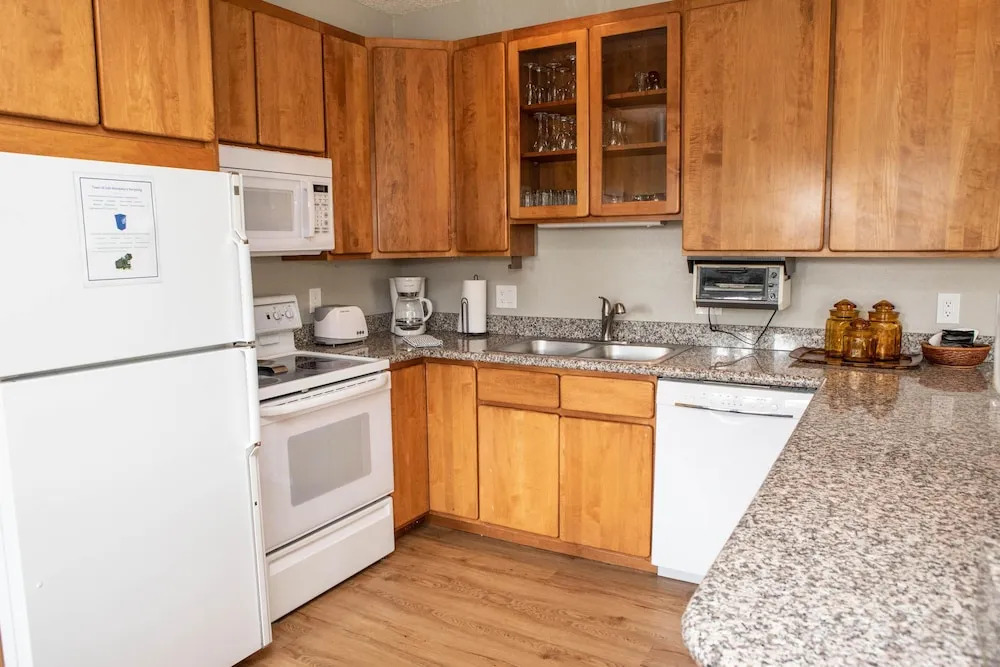 Sunvail S 11a 3 Bedroom Condo by RedAwning