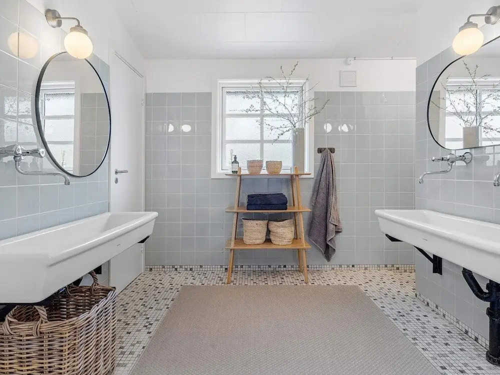 18 person holiday home in Frederiksværk-By Traum