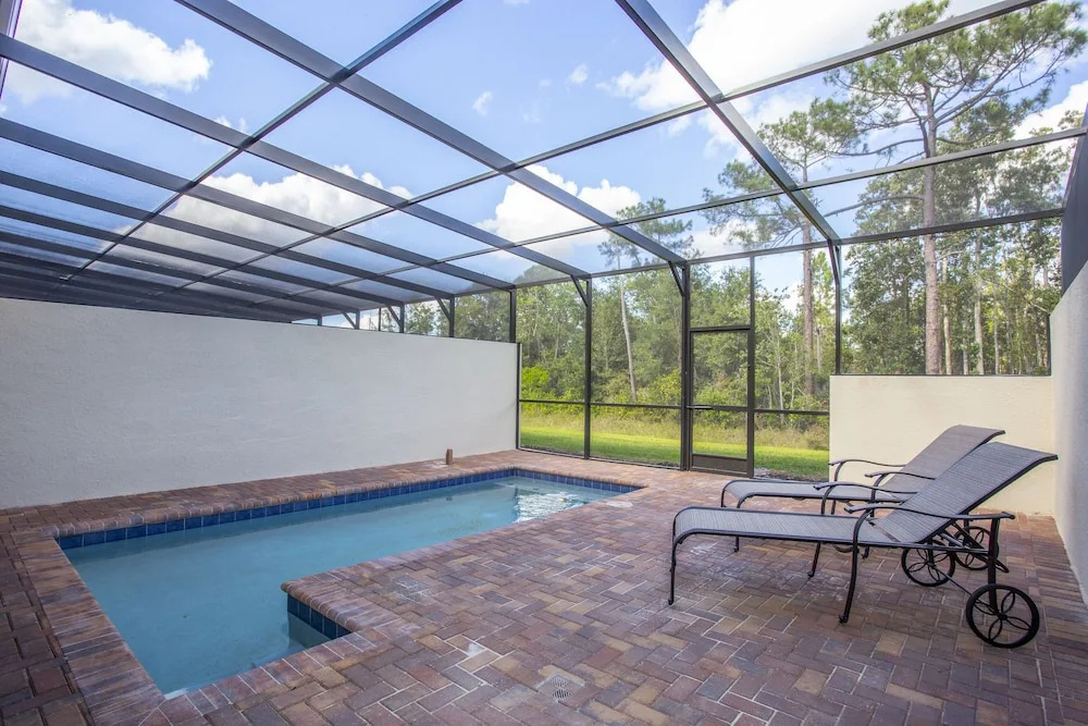 Luxury 5 Bedroom w Private Pool Close to Disney 8875