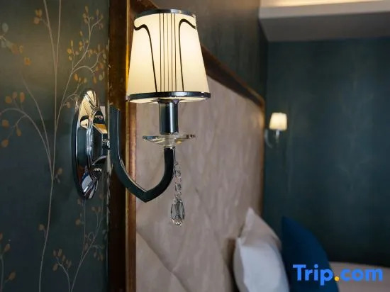 Shell Hotel (Yantai Gongshang Street)