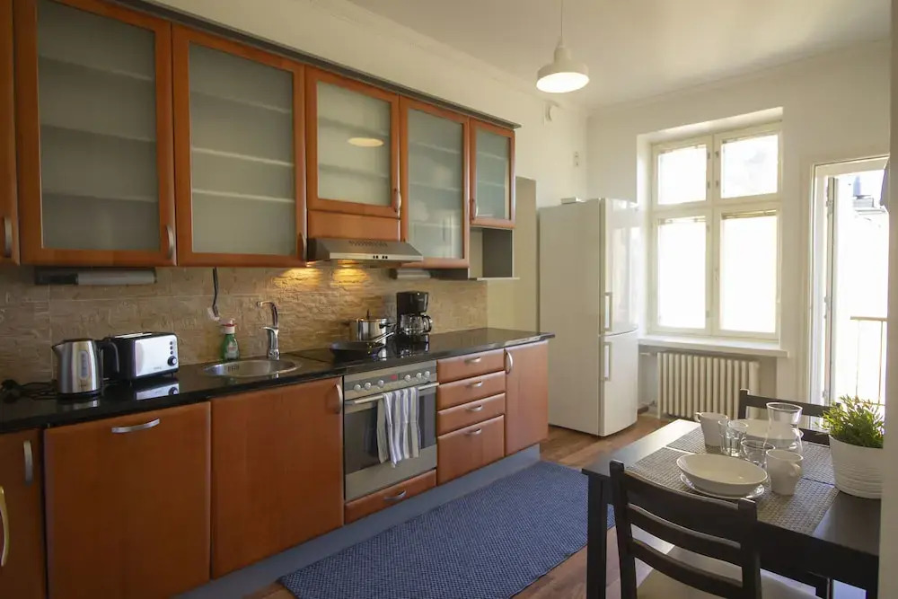 2ndhomes Stunning Top Floor Residence with 2BR & Sauna