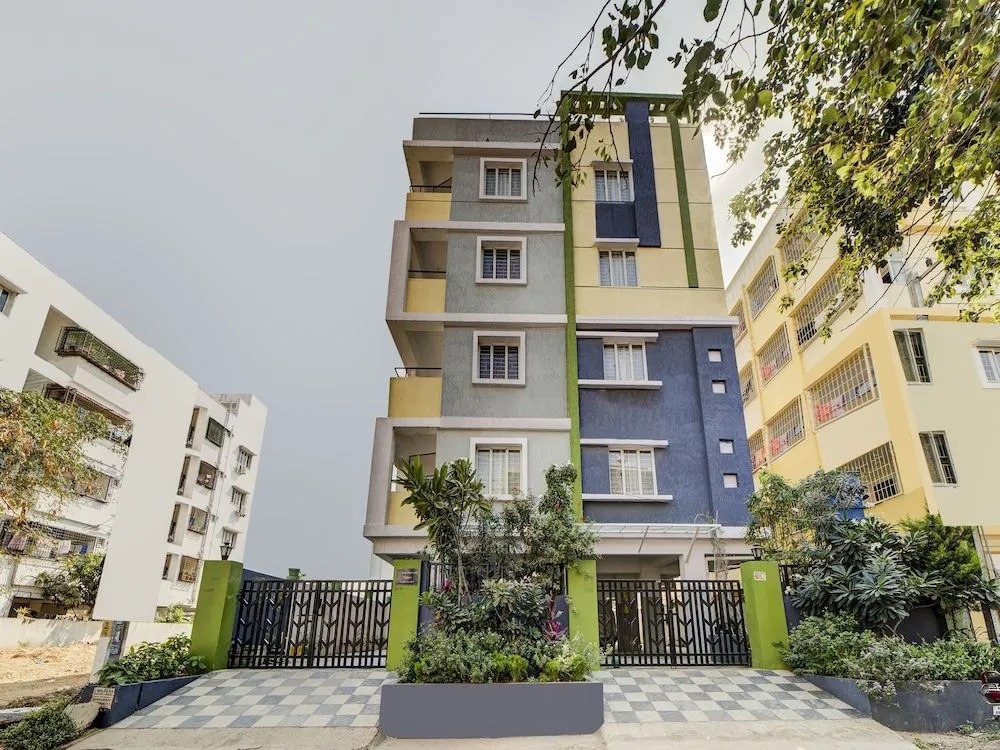 OYO 26136 Hotel Anu Residency
