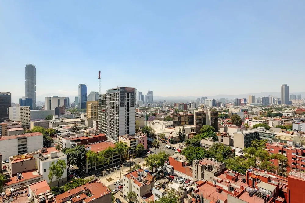 w Amazing Snug 1BR w Balcony in Tabacalera