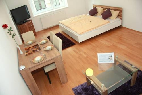 Livingston Apartment Premium