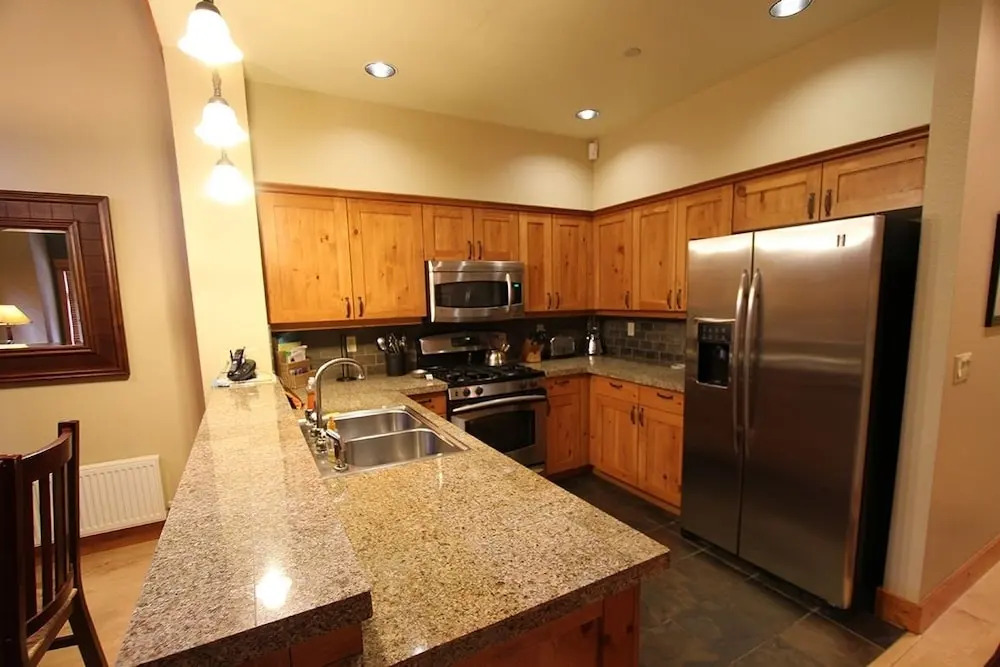 The Cabins 18 3 Bedrooms 2 Bathrooms Condo